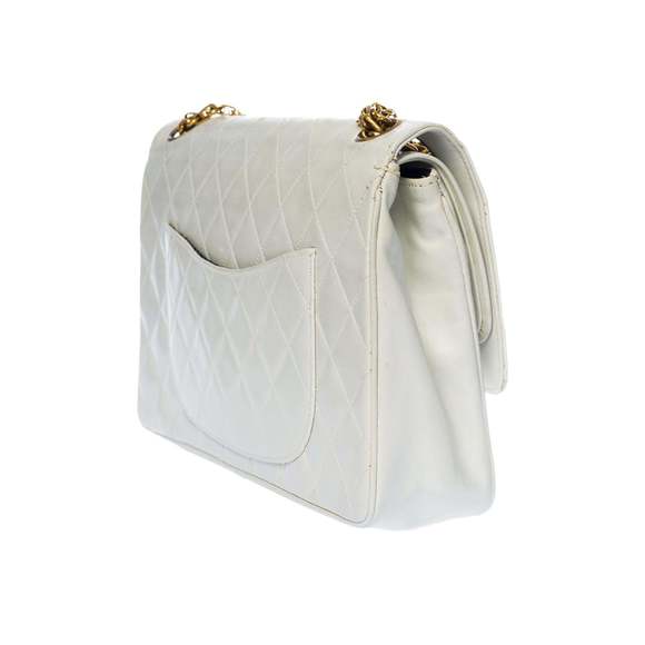 CHANEL Timeless/Classic double Flap shoulder bag in white quilted lambskin, GHW - Picture 4 of 10